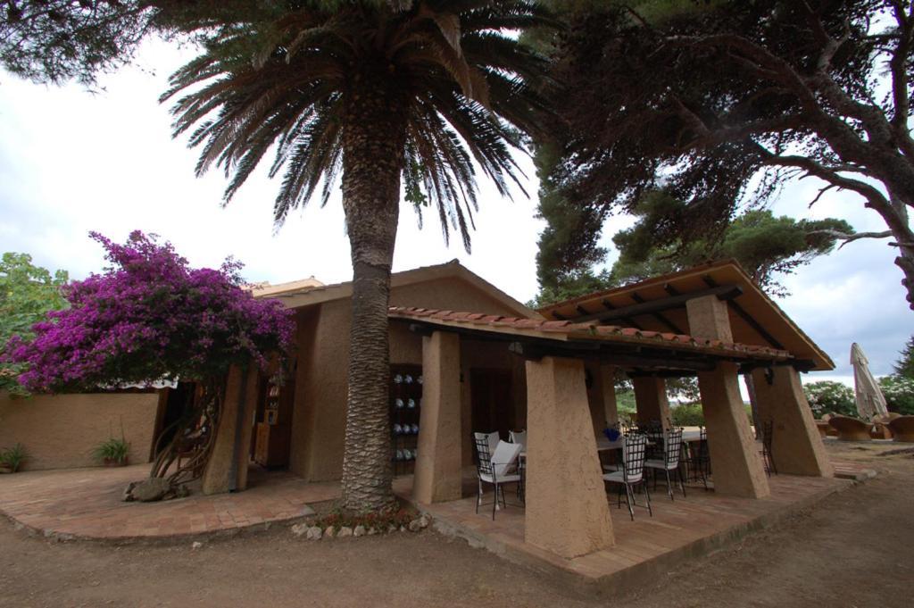 לינה וארוחת בוקר Animosque Giannutri מראה חיצוני תמונה